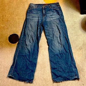 Joe’s Jeans- Easy Wide Leg Raw Hem Sz. 32